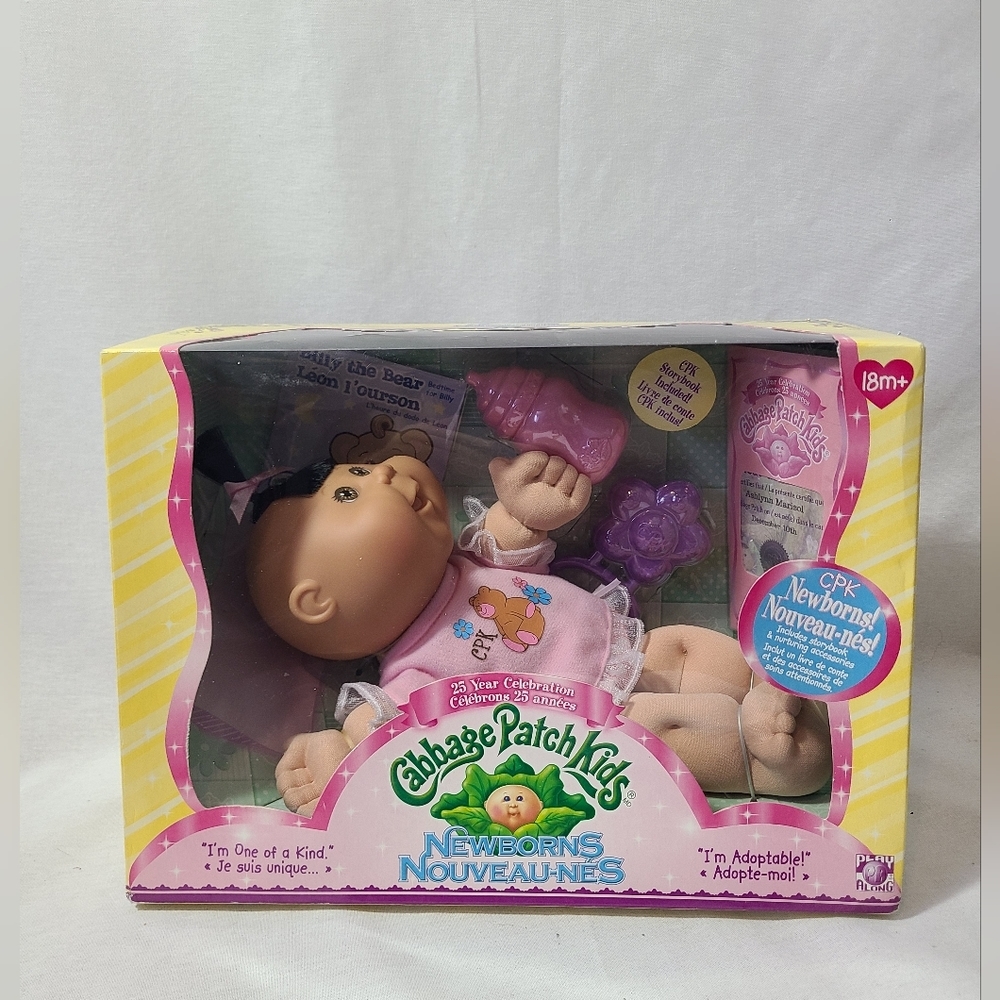 Vintage Cabbage Patch kids newborn doll- 2008- 25th anniversary- with story book